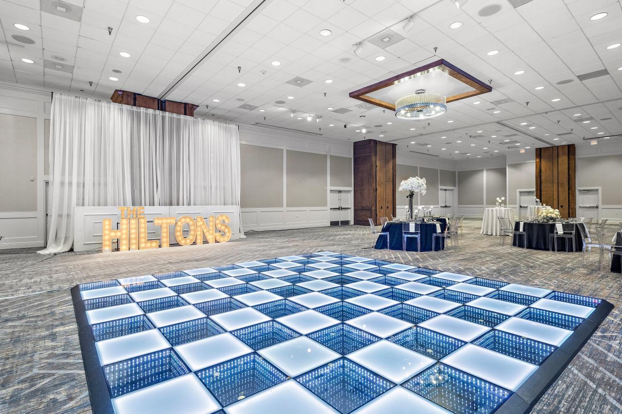 Hilton College Station & Conference Center Hotel Exterior photo