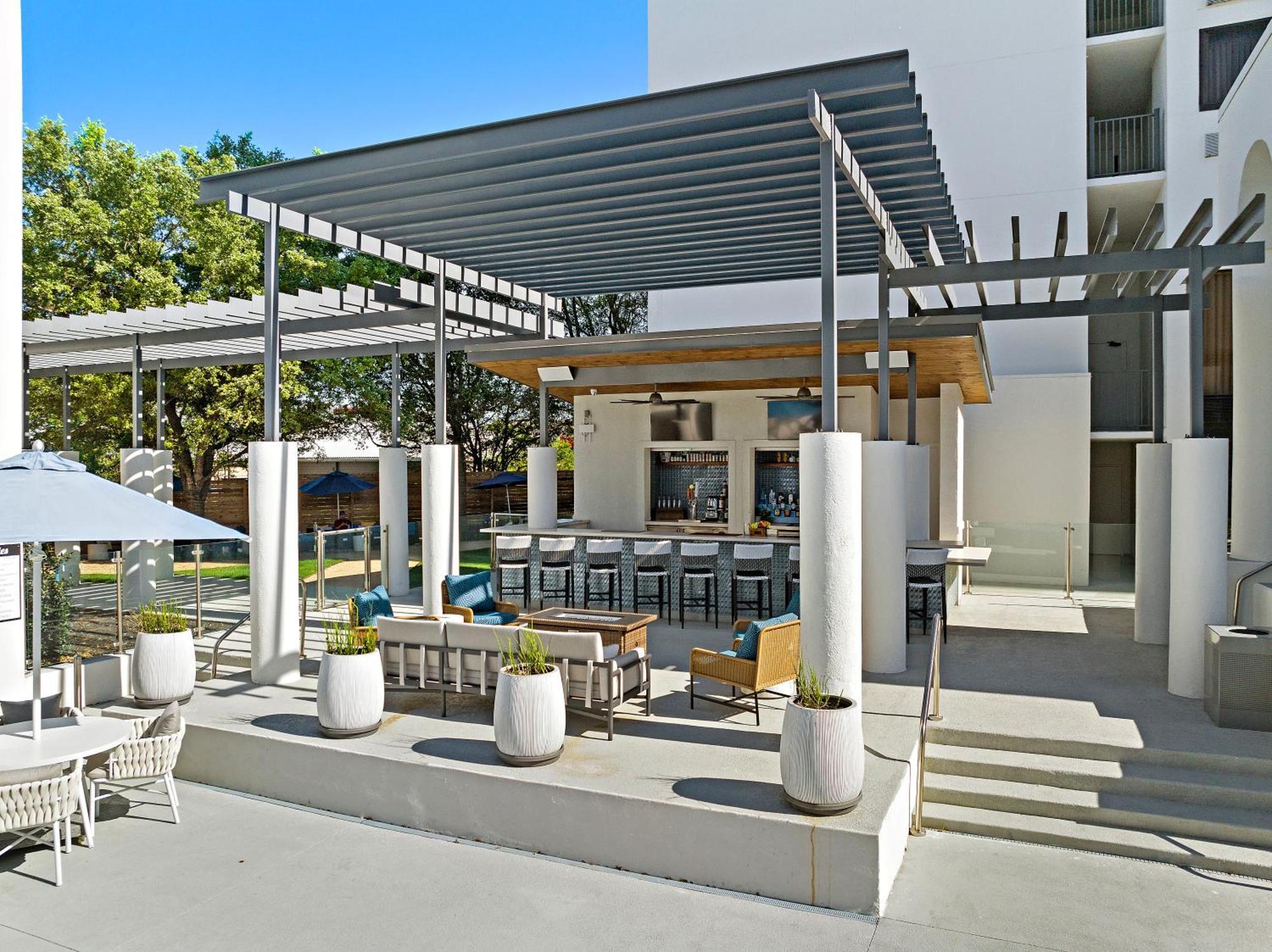 Hilton College Station & Conference Center Hotel Exterior photo