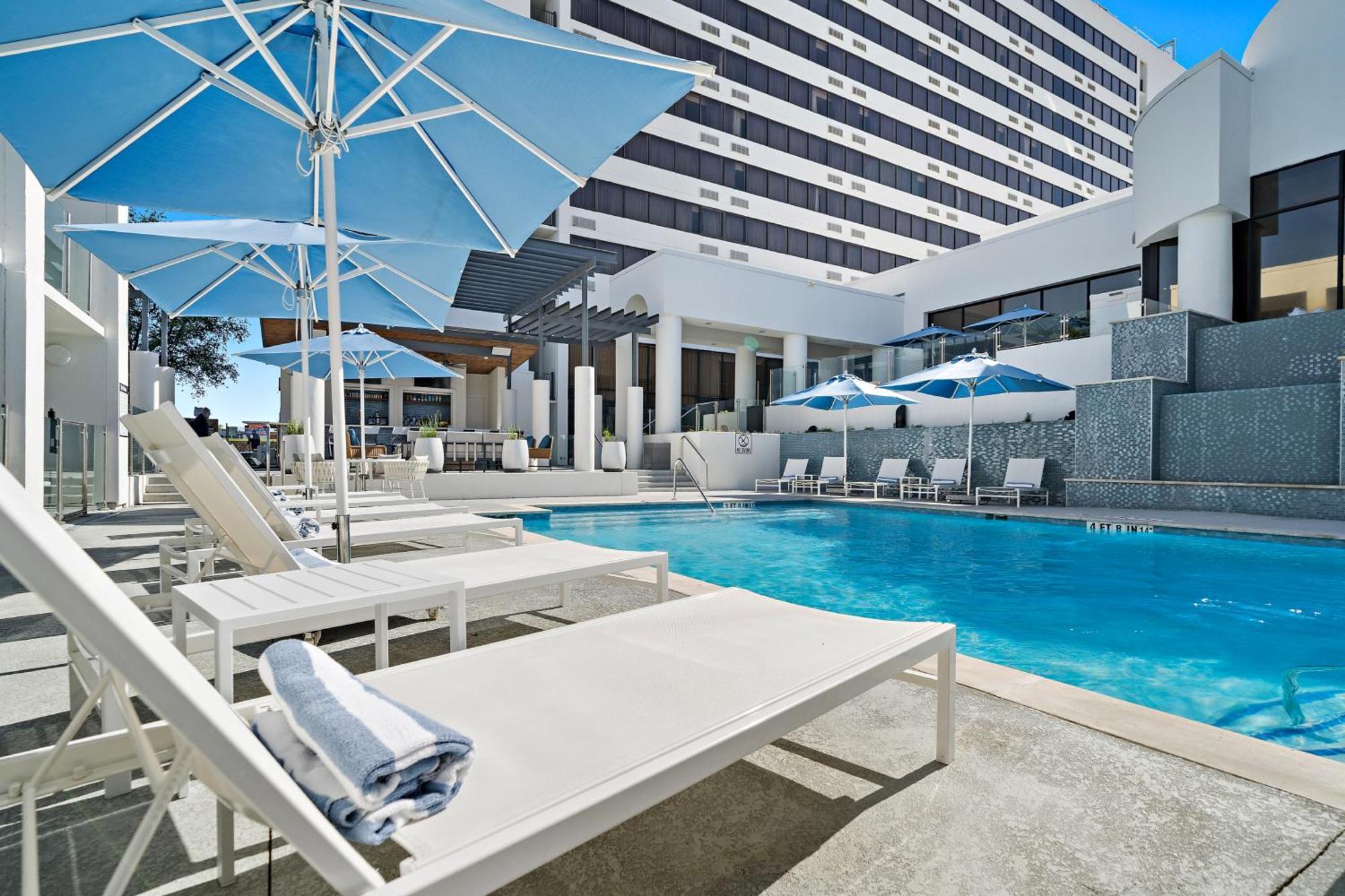 Hilton College Station & Conference Center Hotel Exterior photo