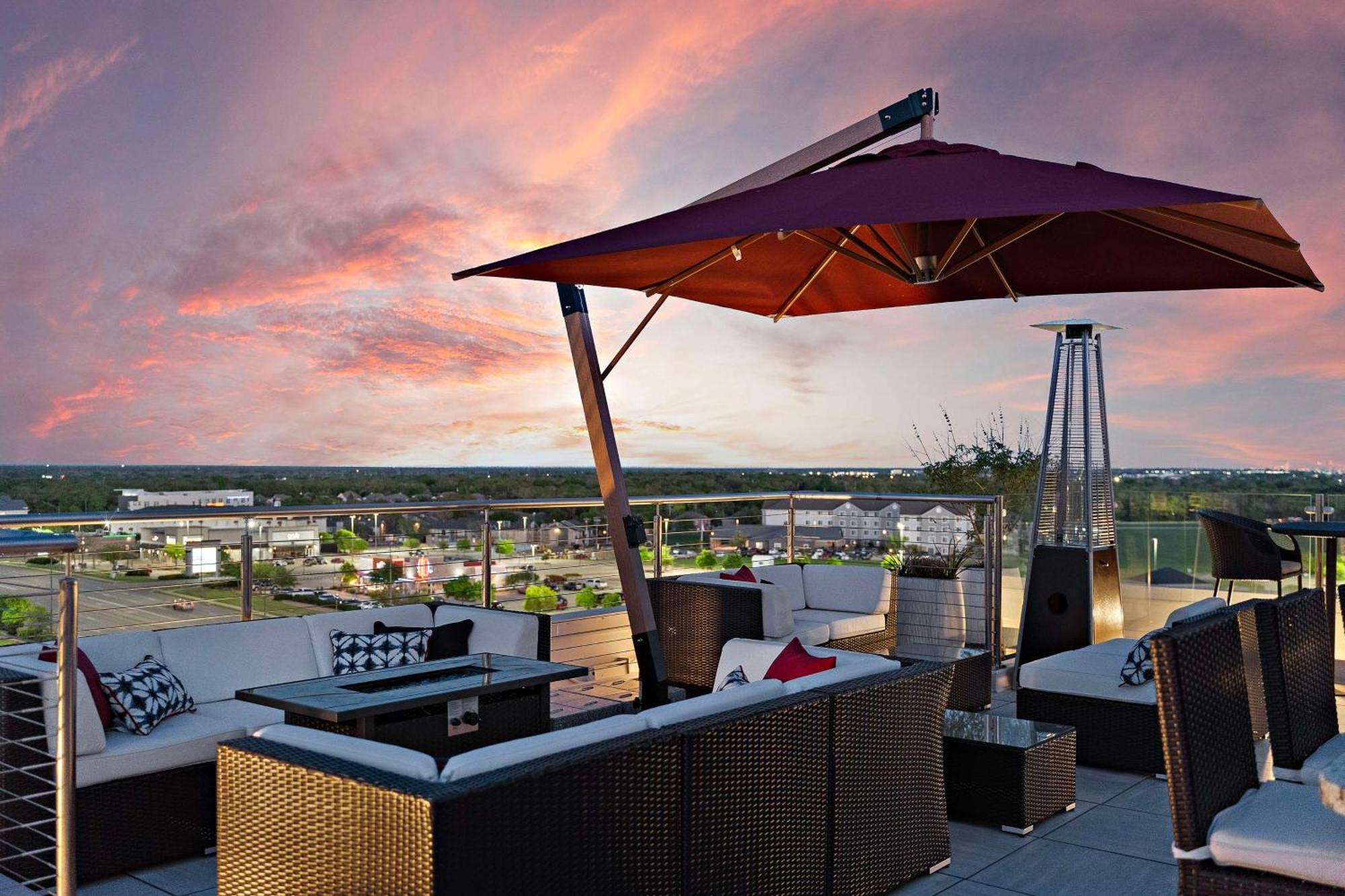Hilton College Station & Conference Center Hotel Exterior photo