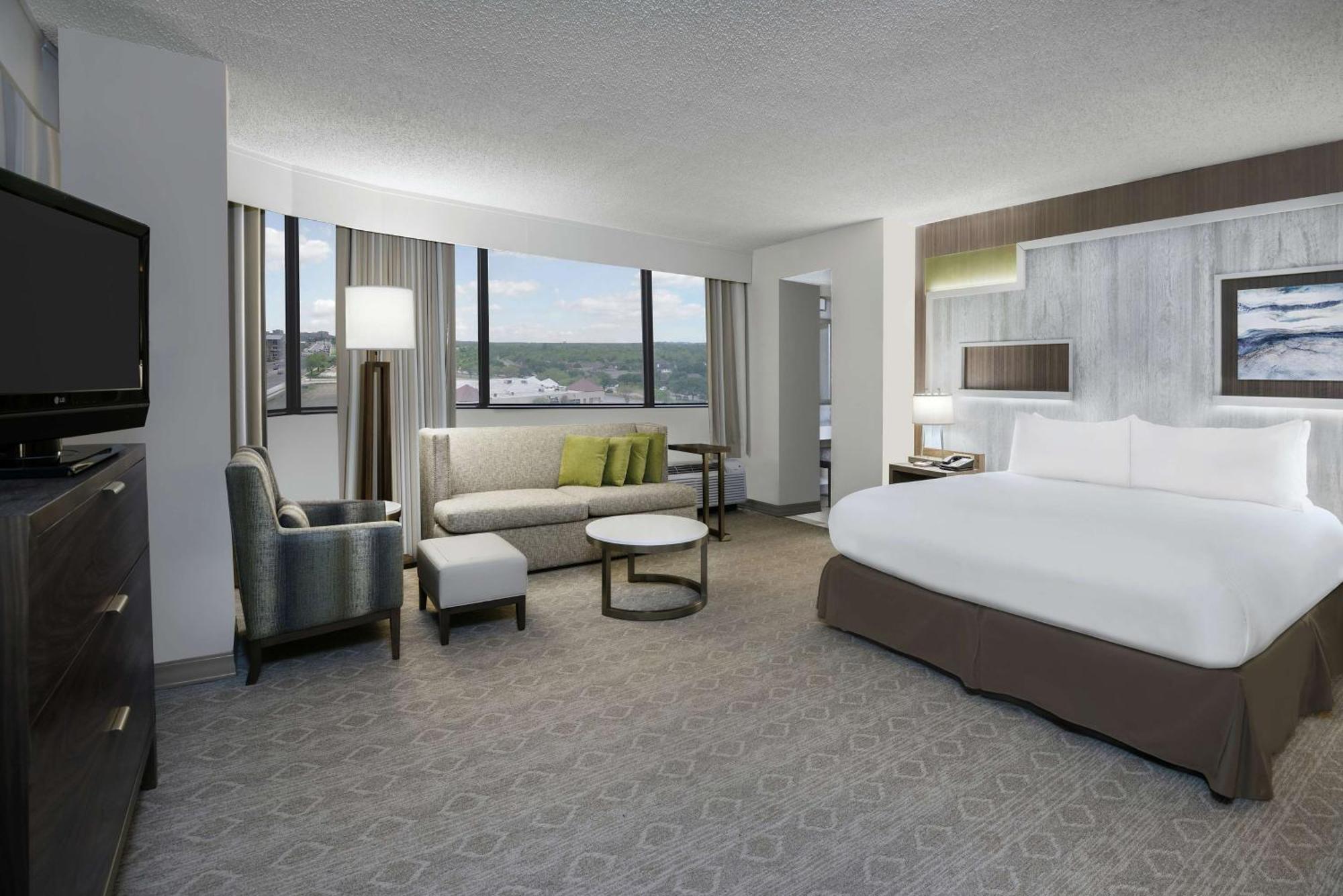 Hilton College Station & Conference Center Hotel Exterior photo